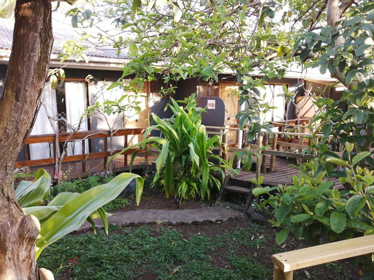 Tuava Lodge Hanga Roa Esterno foto