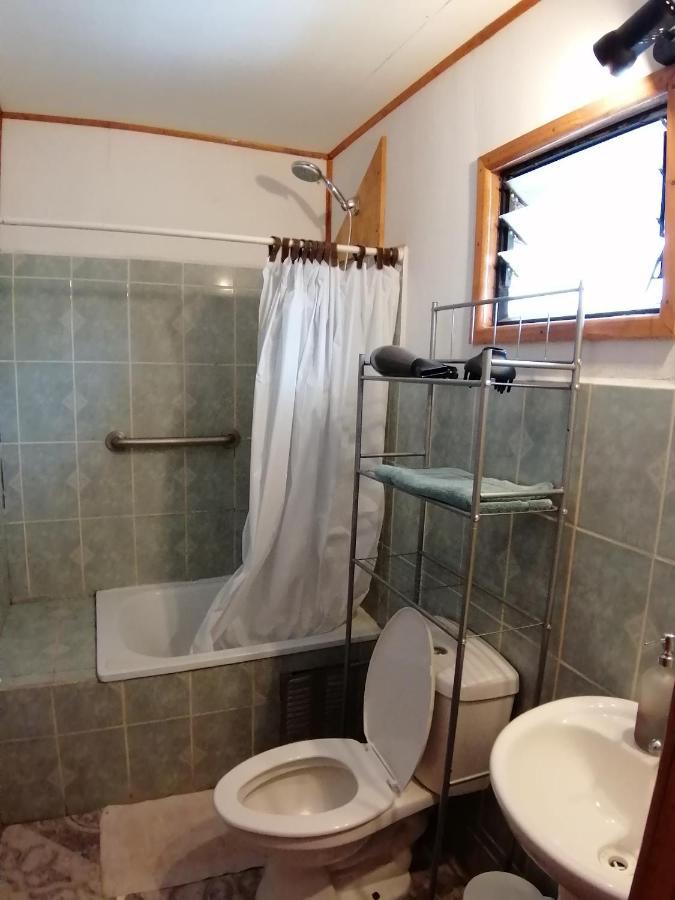 Tuava Lodge Hanga Roa Esterno foto