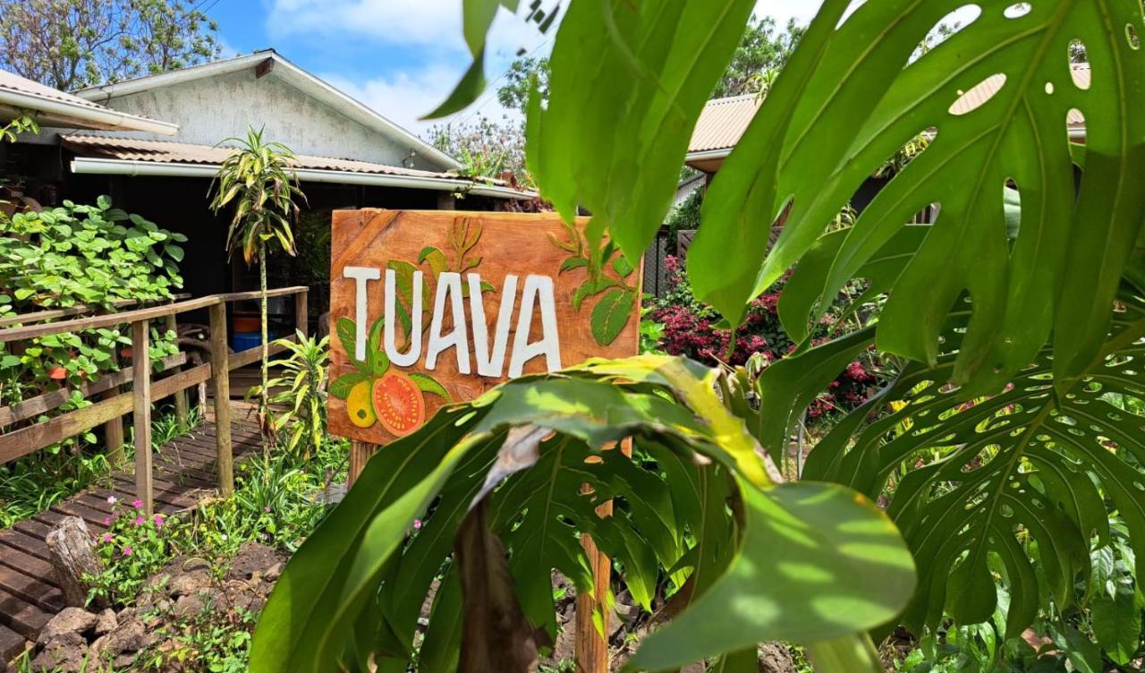 Tuava Lodge Hanga Roa Esterno foto