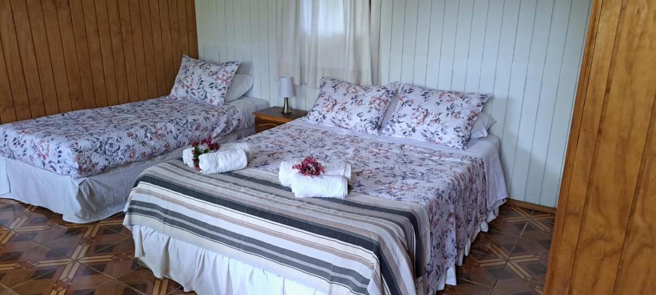Tuava Lodge Hanga Roa Esterno foto